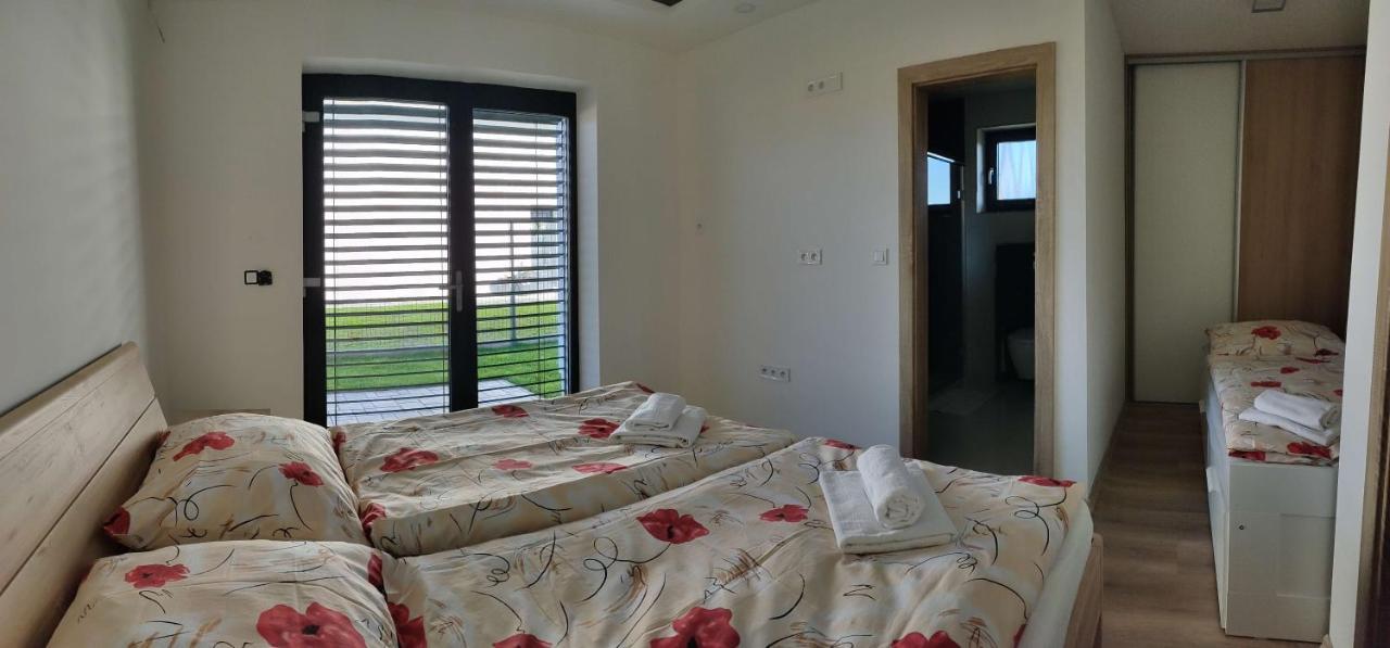 Villa Alex Vel'ka Lomnica Esterno foto