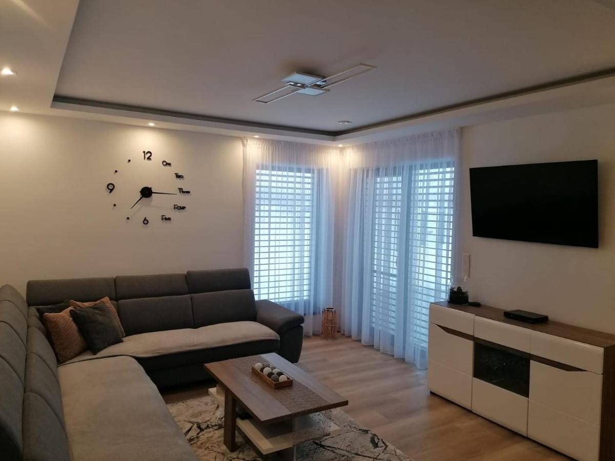 Villa Alex Vel'ka Lomnica Esterno foto